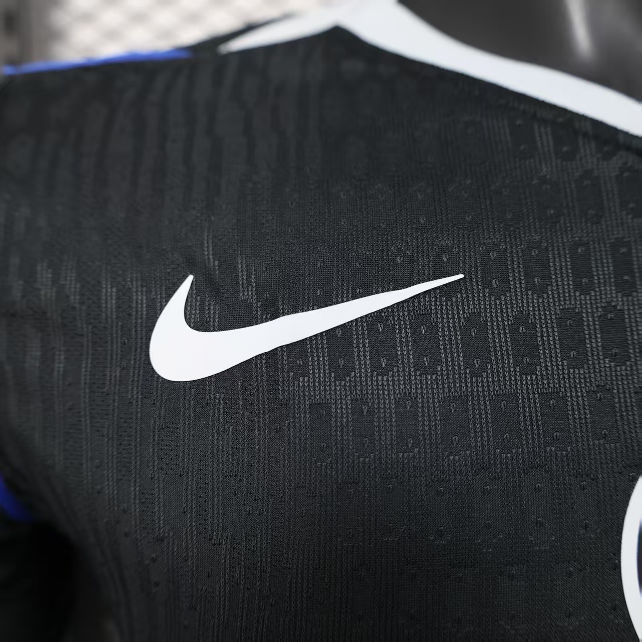 080f914e 25-26 Chelsea's second away game - Image 3