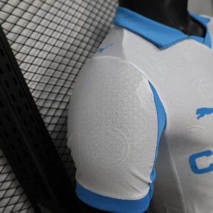 25 26 marseille host