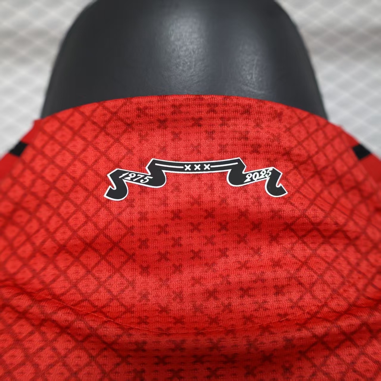 25 26 ajax hosts 25 26 ajax hosts