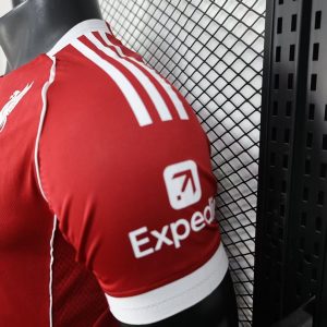 25 26 liverpool home