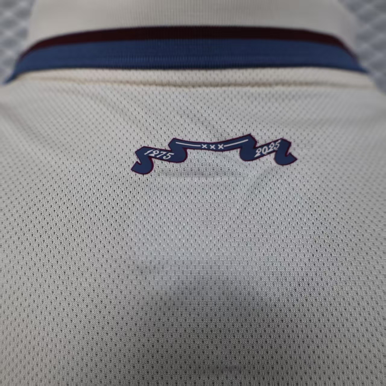 25 26 ajax away 25 26 ajax away